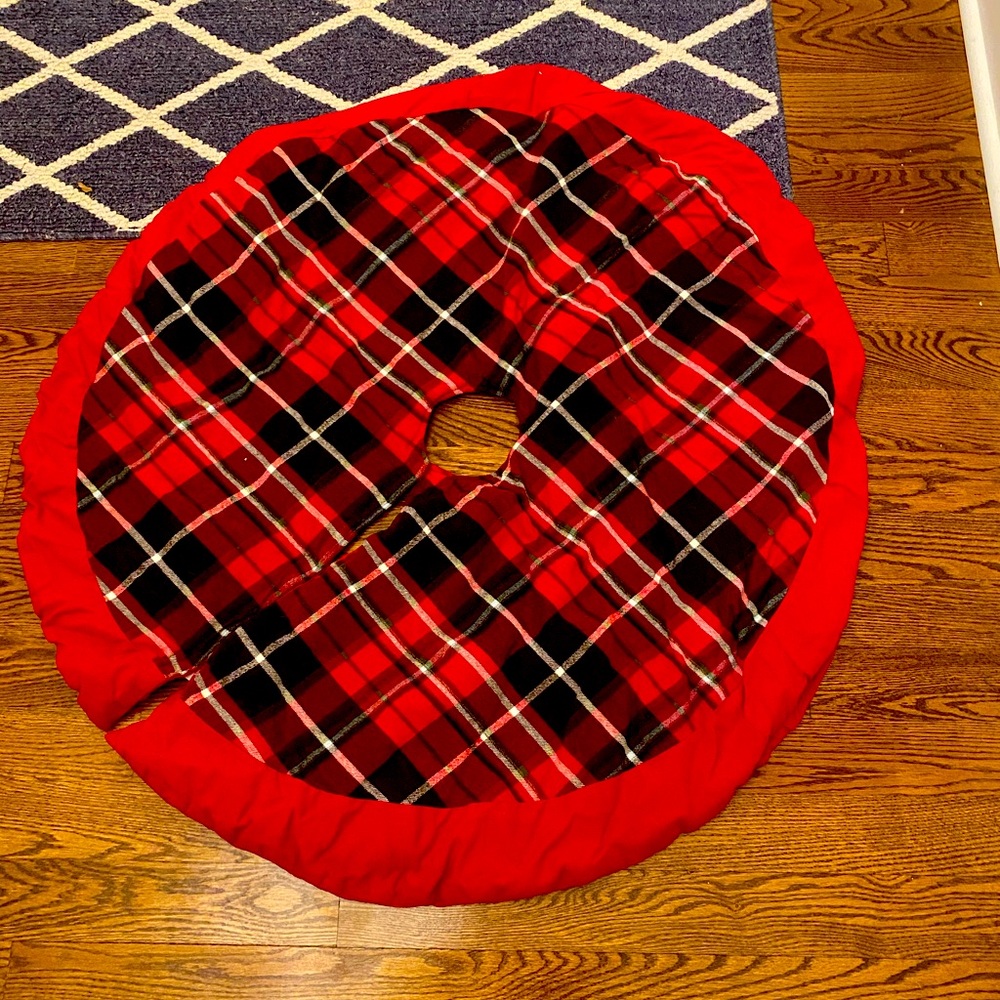 Christmas Tree Skirt